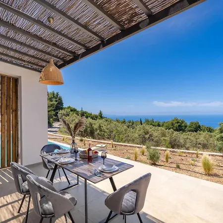 Mellamare Luxury Holiday home *