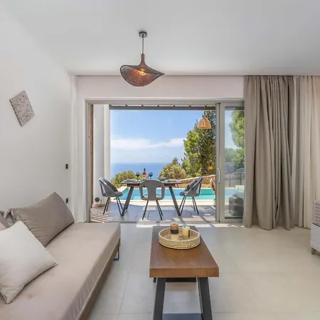 Mellamare Luxury Case de vacanță
